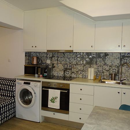 Stylish, Comfortable, Basement Loft-Like Apartment With Amenities Atina Dış mekan fotoğraf